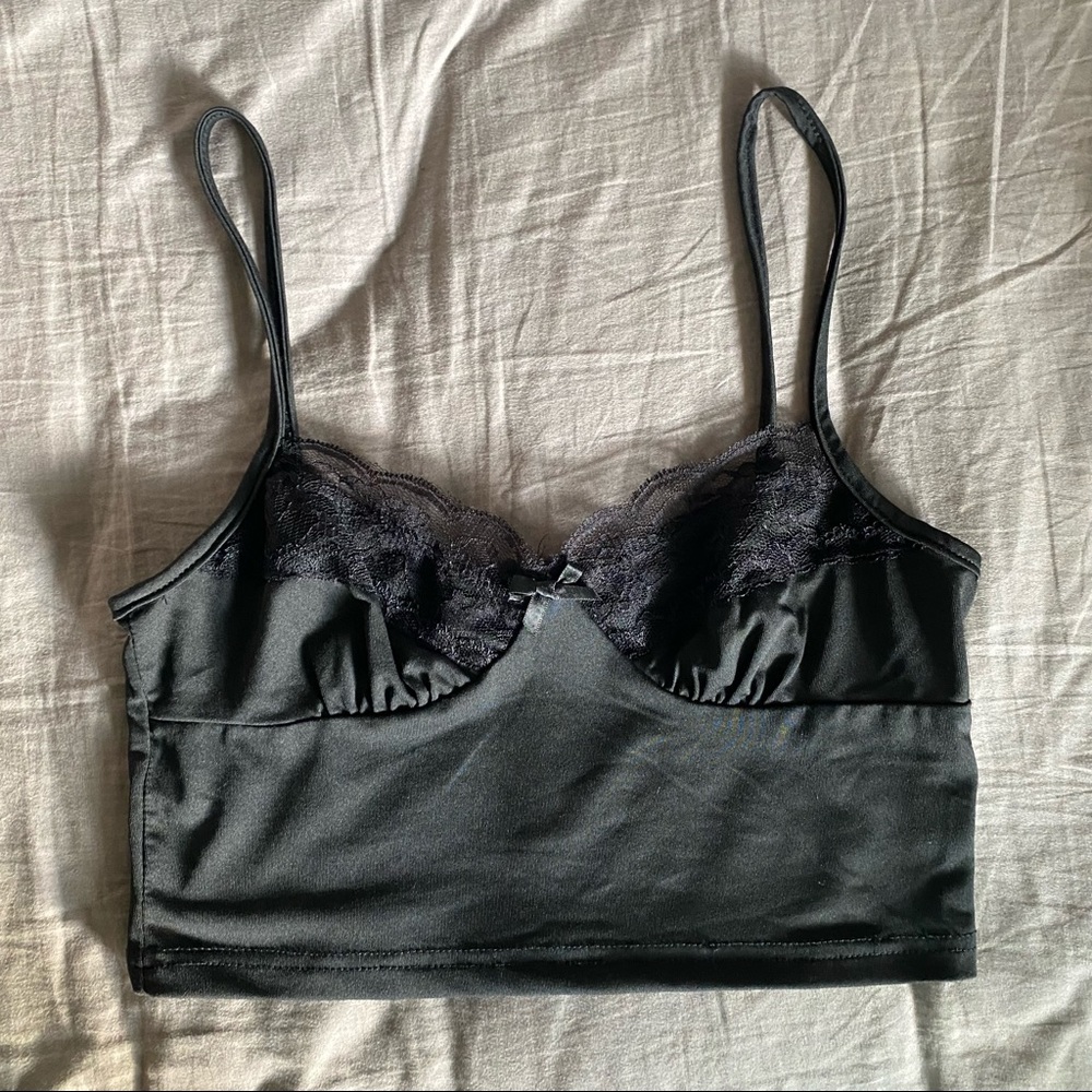Lace trimmed crop top